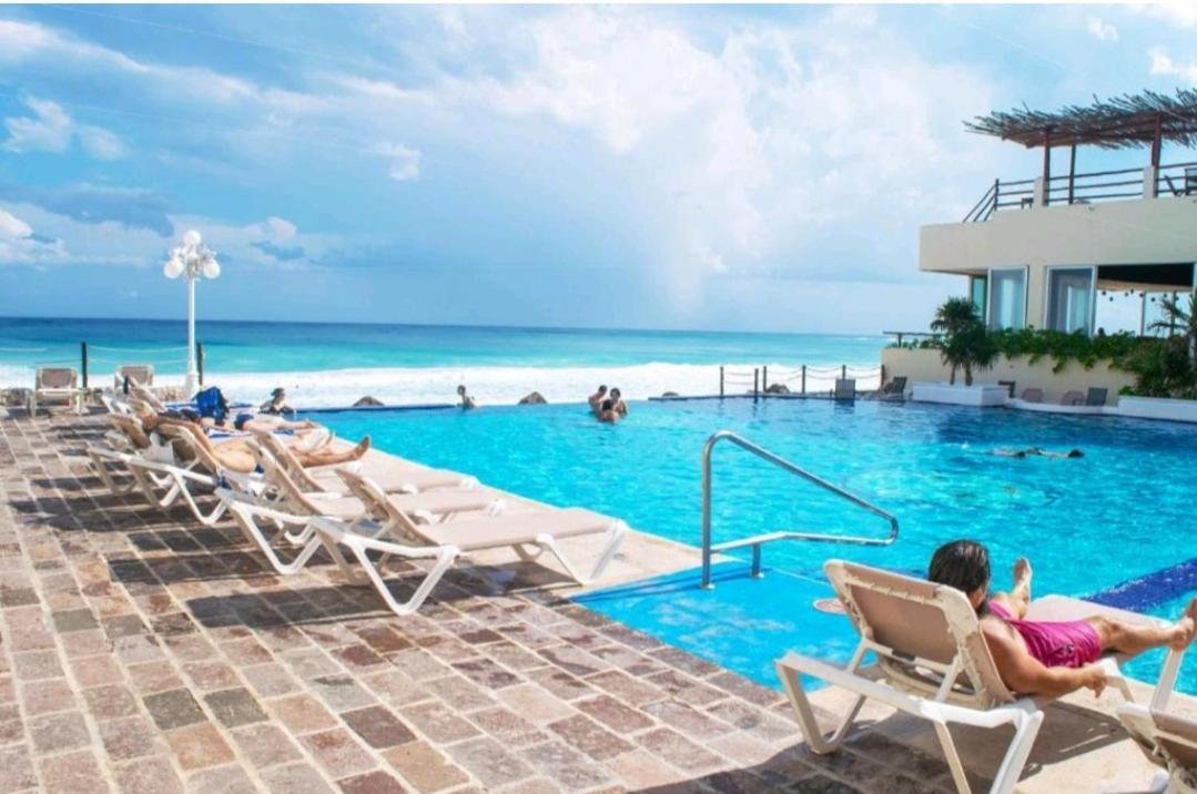Plaza Ocean Front Cancún