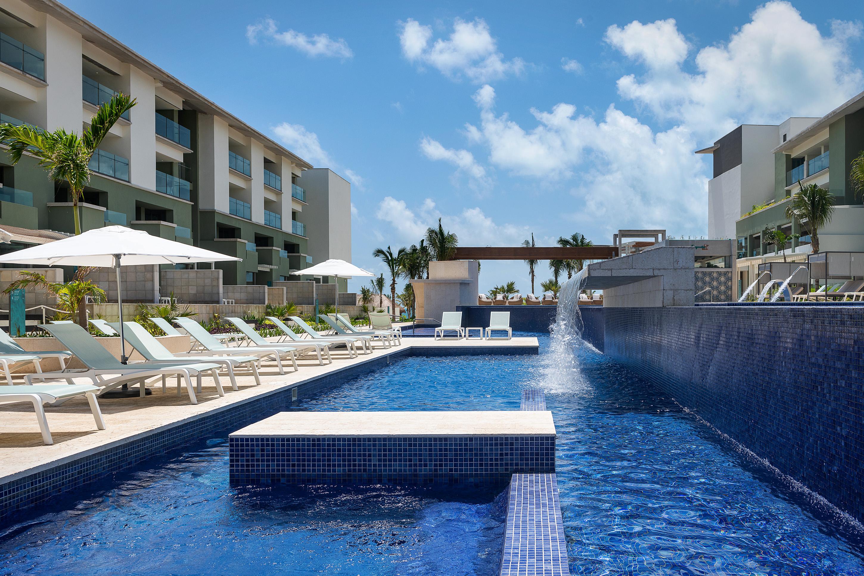 Catalonia Grand Costa Mujeres & 5*