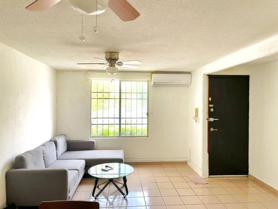 Holiday home Casa De 2 Recs En Condominio Tranquilo Con Piscina *