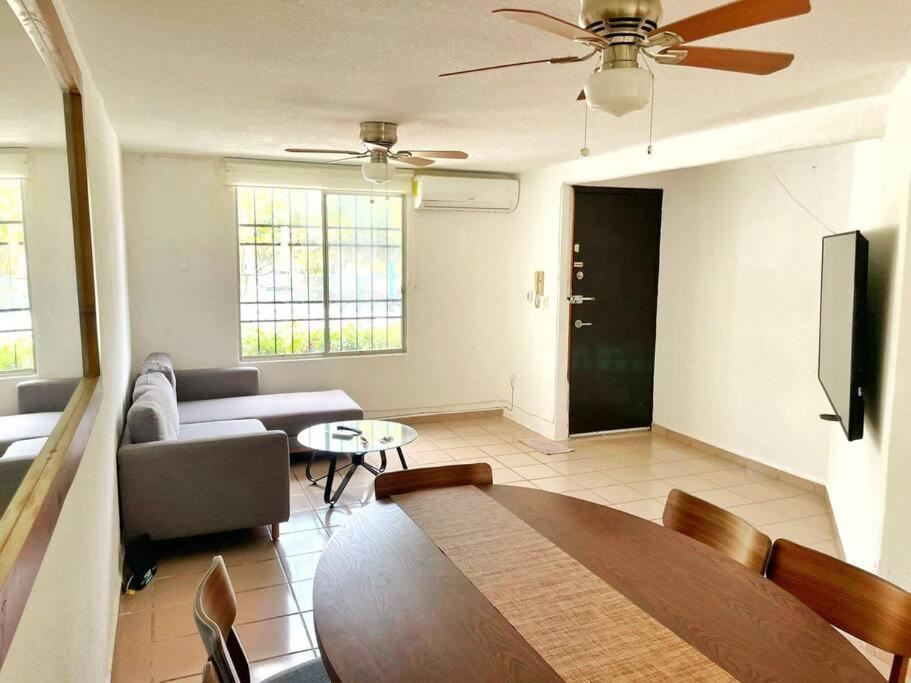 Casa De 2 Recs En Condominio Tranquilo Con Piscina * Cancun