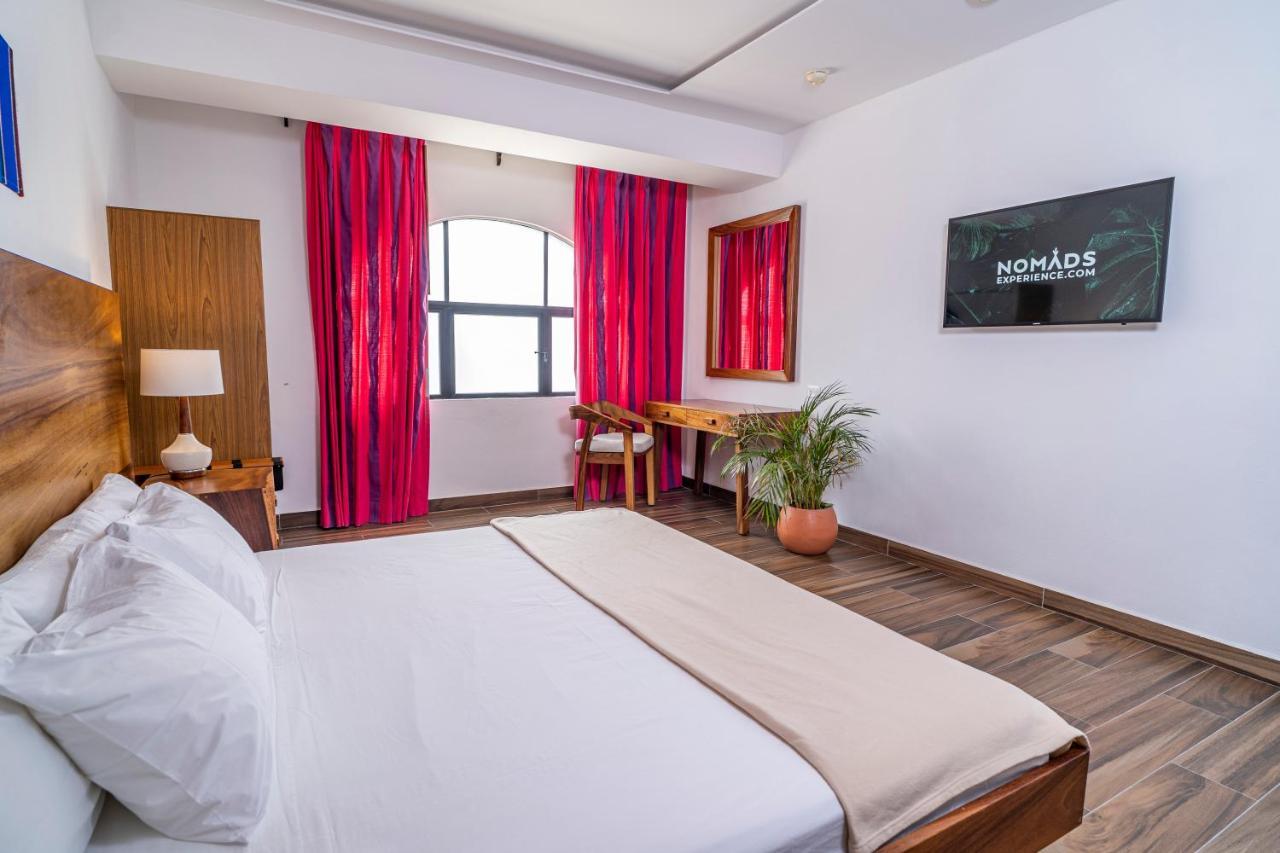 Hotel Nomads Party Cancún