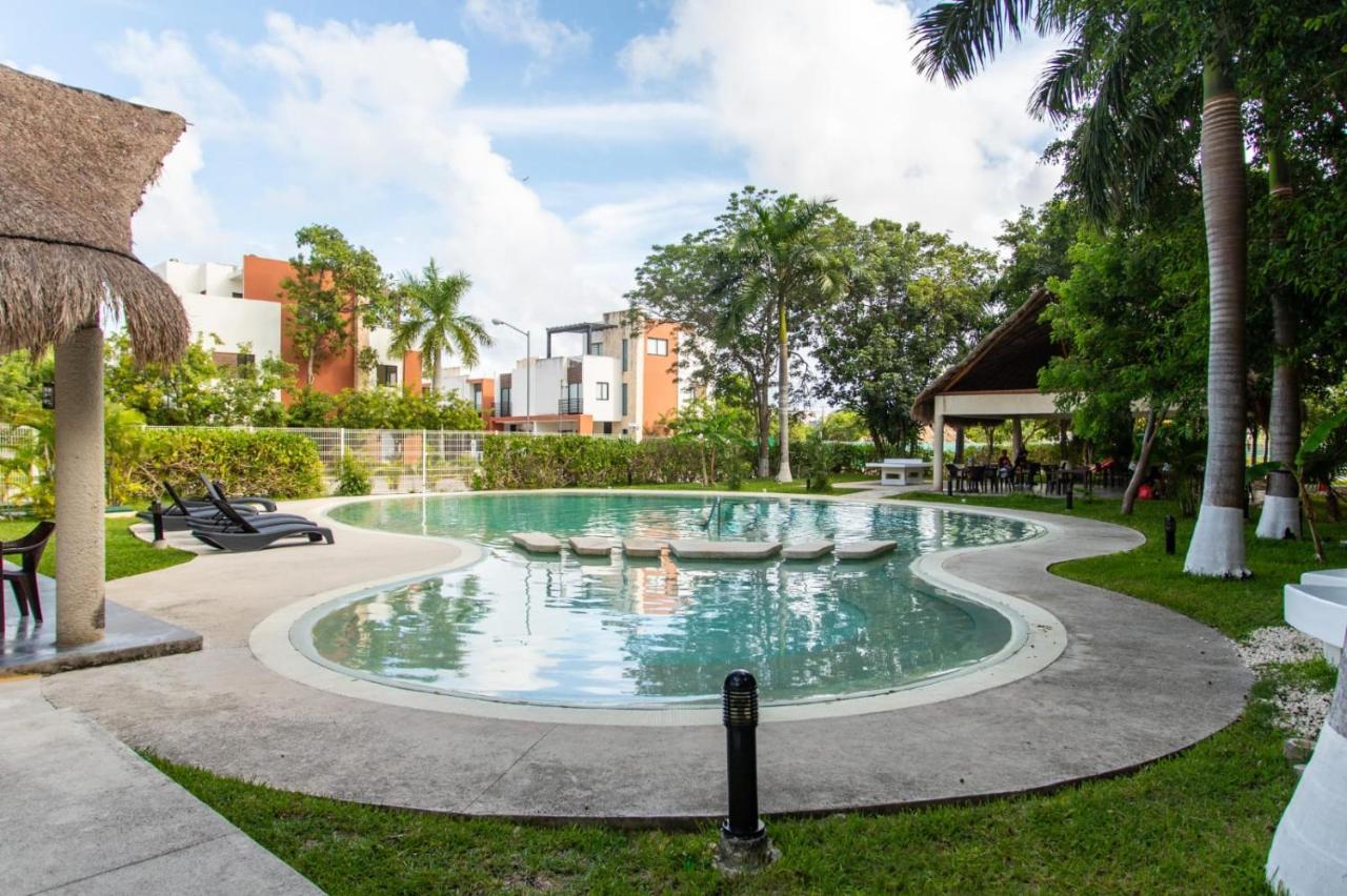 Exclusive Building 6 People 3 Cable Televisions 2 Swimming Pools Balcony,