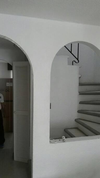 Cozy Townhouse In Great Location Apartamento *