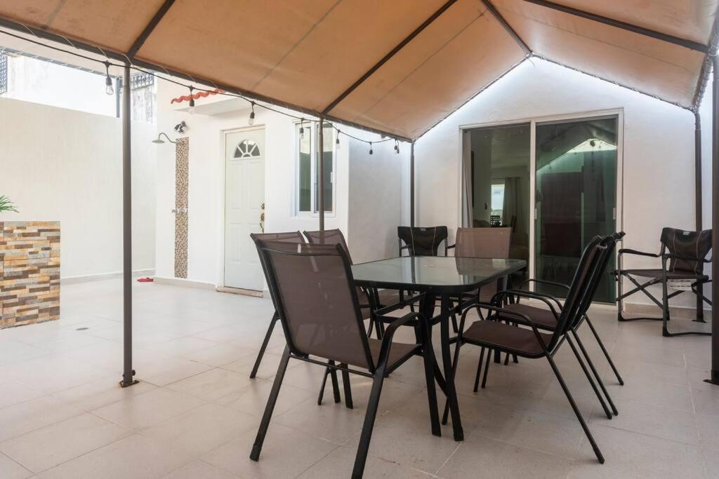 Casa Monik, A Dos Pasos De La Playa Villa
