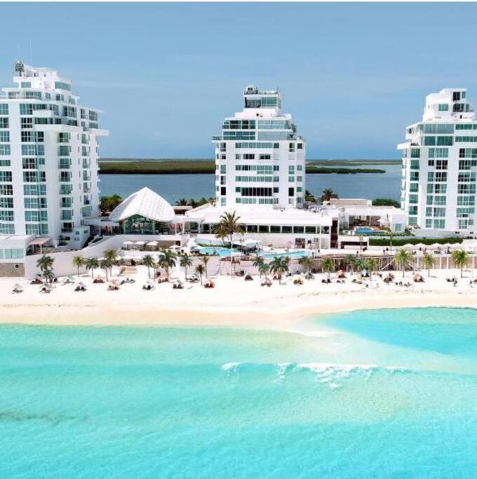 Estudio 1a Sobre Hermosa Playa, Excelente Opcion * Cancún