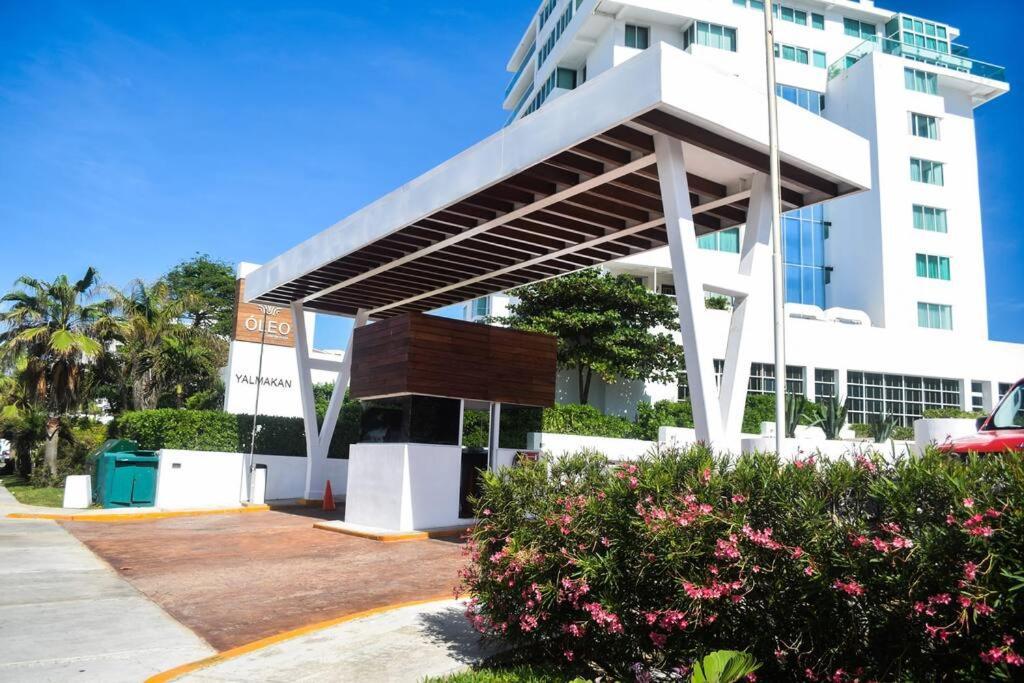 Hermoso Estudio Frente Al Mar, Balcon, Gym 3504 Apartamento *