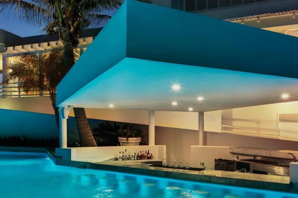 Estudio 1a Sobre Hermosa Playa, Excelente Opcion * Cancún