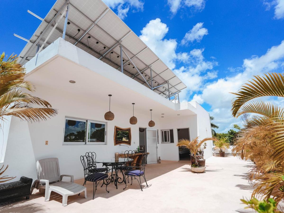 Сasa de vacaciones Spacious Modern House