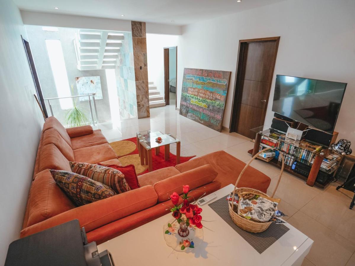 Spacious Modern House Cancún