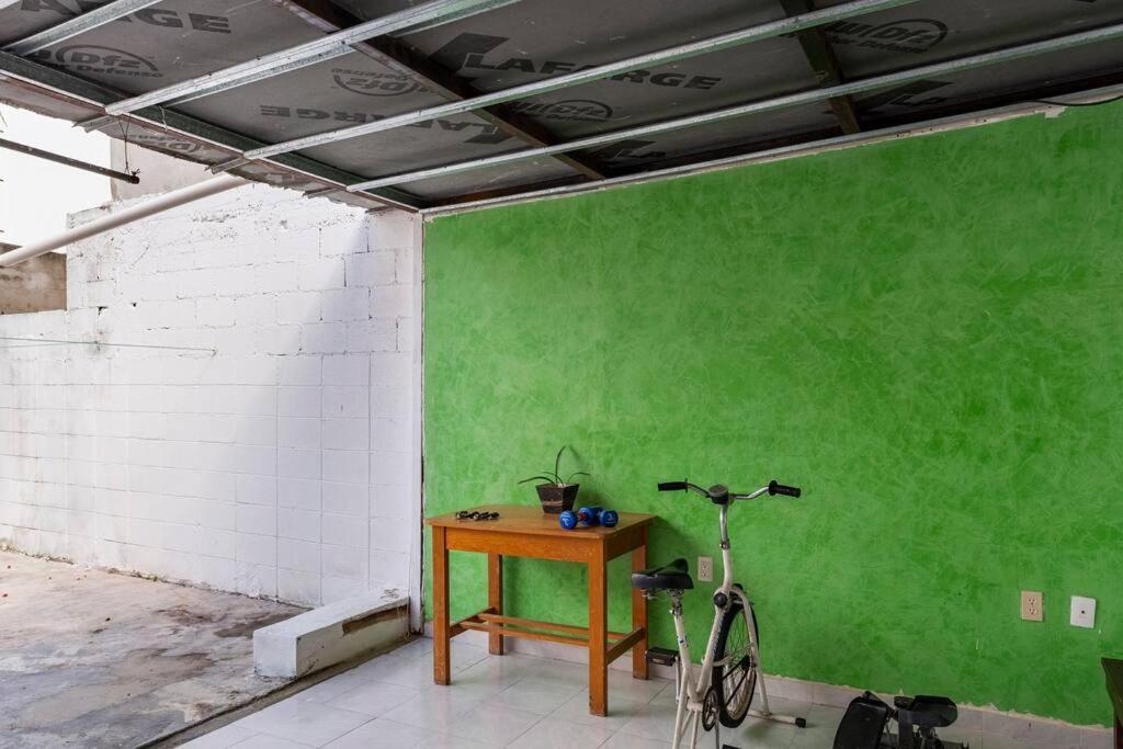 Сasa de vacaciones Casa Agradable Con Patio, Seguridad 24/7 Centrica *