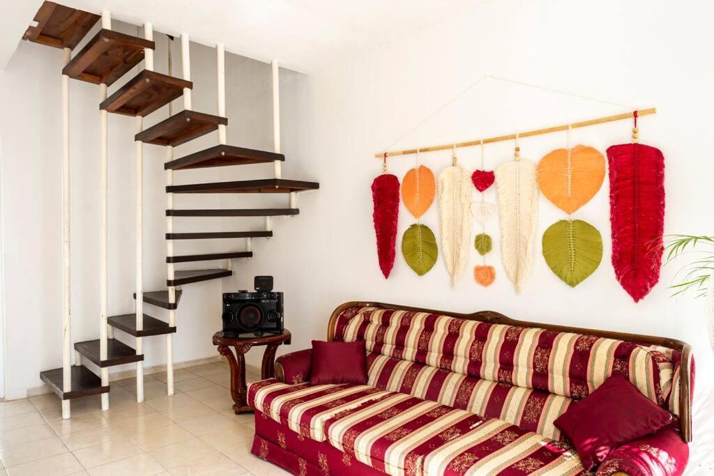 Casa Agradable Con Patio, Seguridad 24/7 Centrica