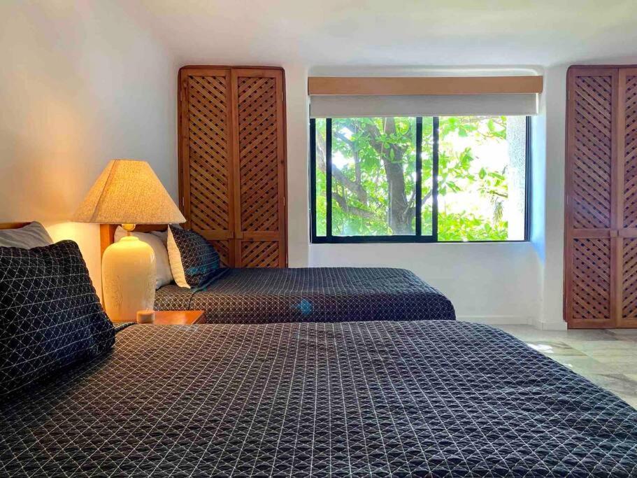 Delightful Waterfront By Casa Paraiso *