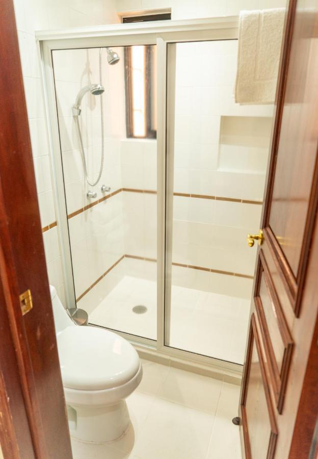 Magnifica Palmeras Luxurious 4 Bedroom 6 Bds 4 Ba Private Pool Lagoon Front Super Fast Wifi Villa Cancún