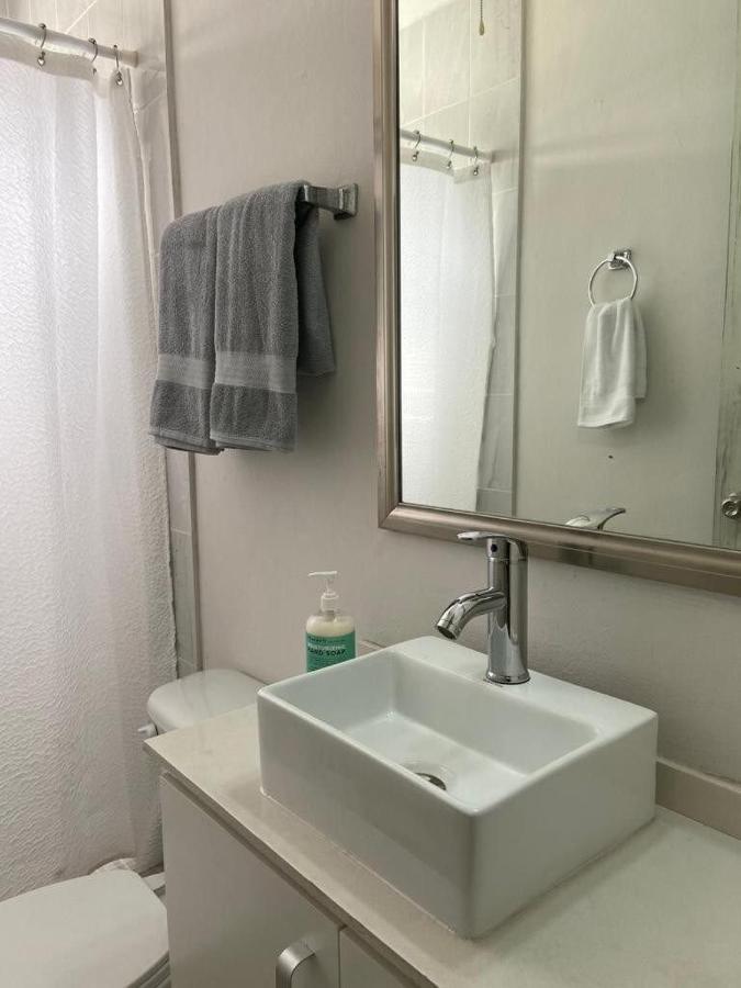 Hermoso Condominio Recien Remodelado Con Alberca Y Super Ubicacion * Cancún