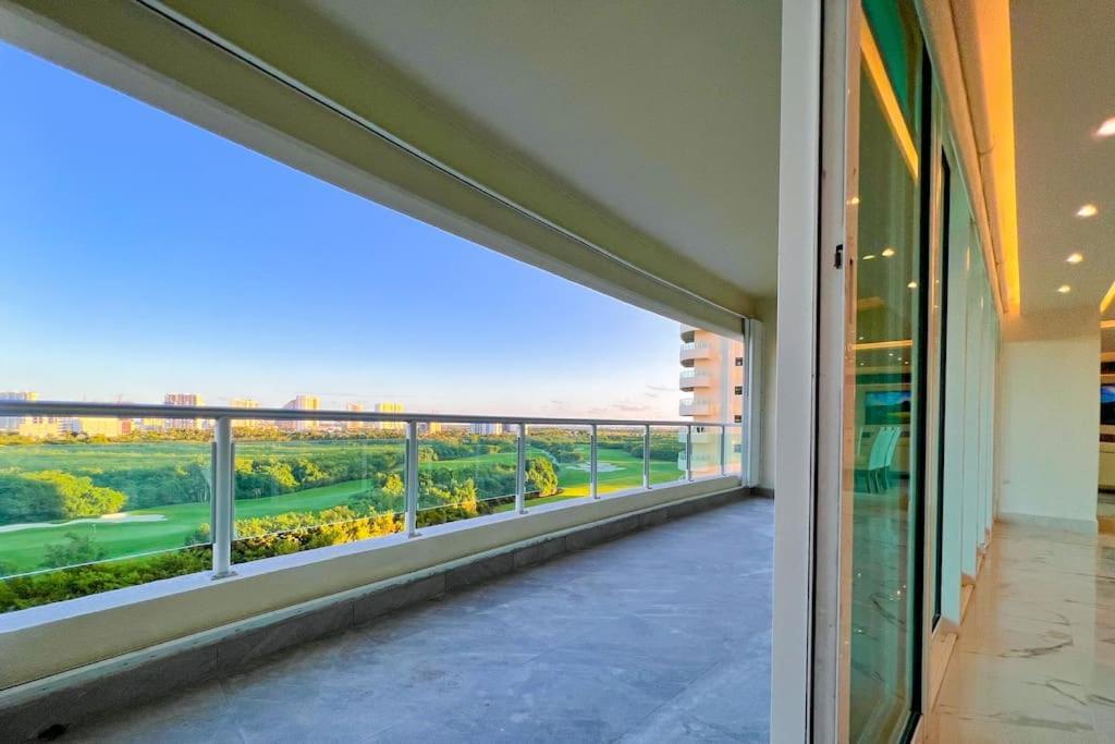 Luxury 3br • *