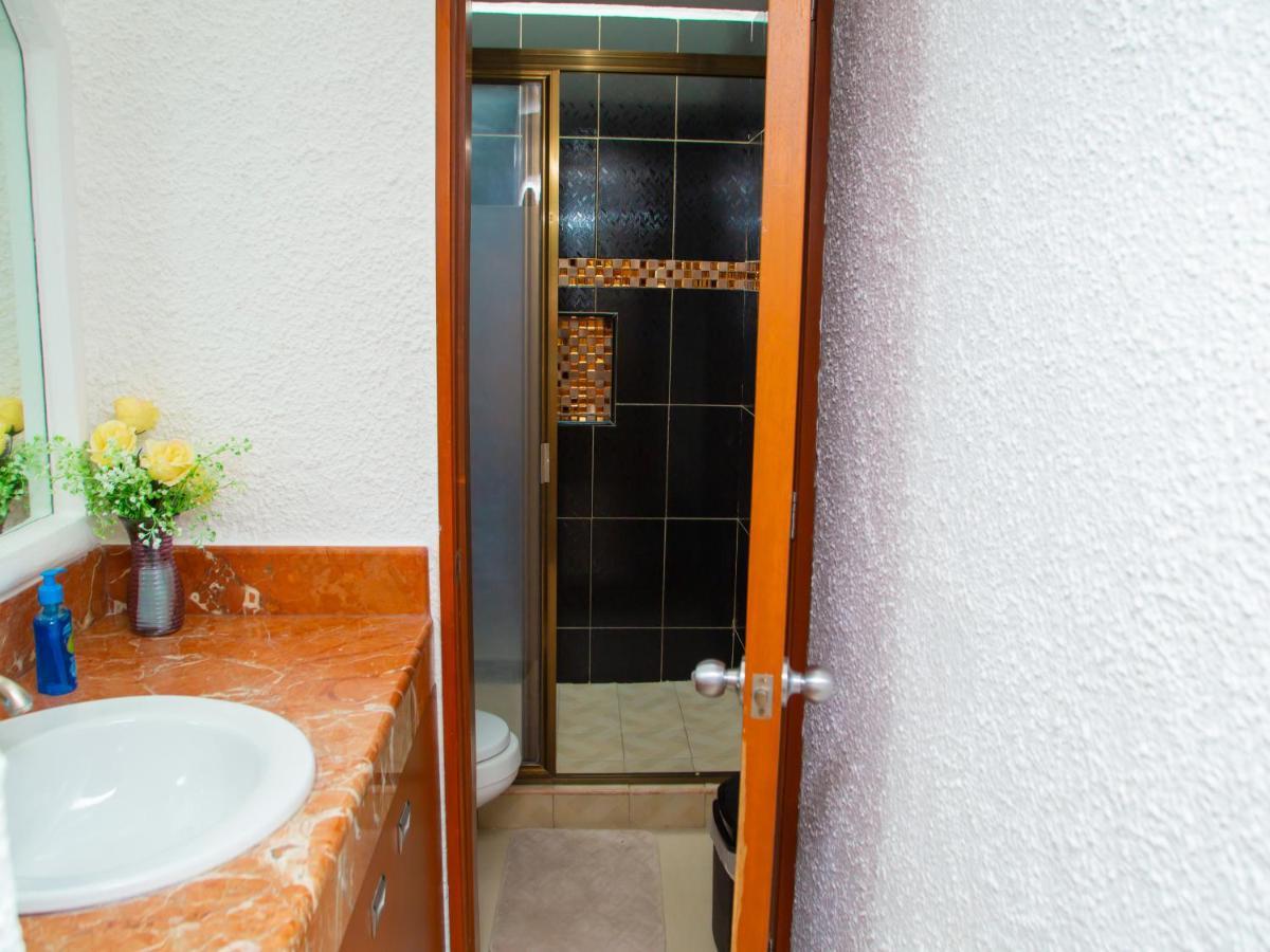 Hermosa Casa, En Renta Vacacional Con Piscina, A Tan Solo10 Minutos De La Playa, Cerca De Centros Comerciales, Restaurantes, Bares Y Supermercados Apartamento *