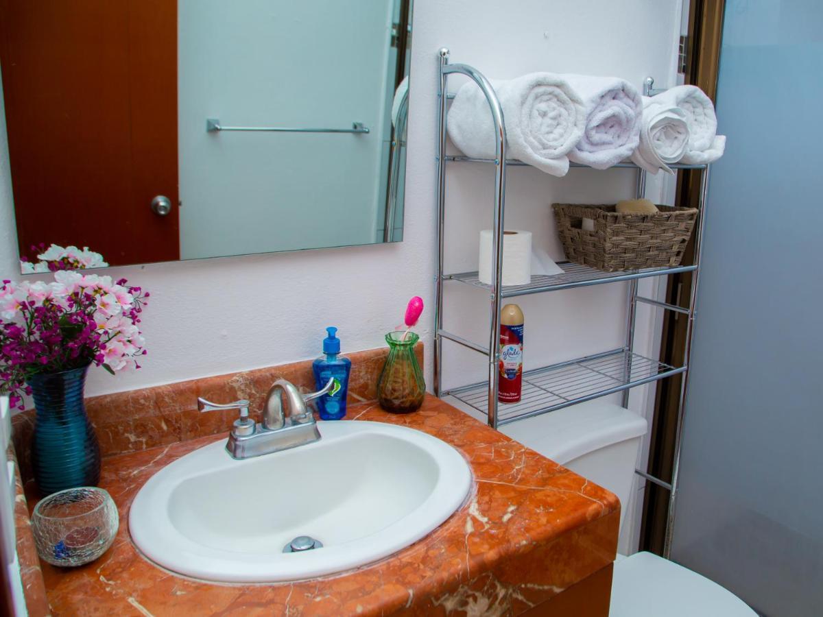 Hermosa Casa, En Renta Vacacional Con Piscina, A Tan Solo10 Minutos De La Playa, Cerca De Centros Comerciales, Restaurantes, Bares Y Supermercados Apartamento *