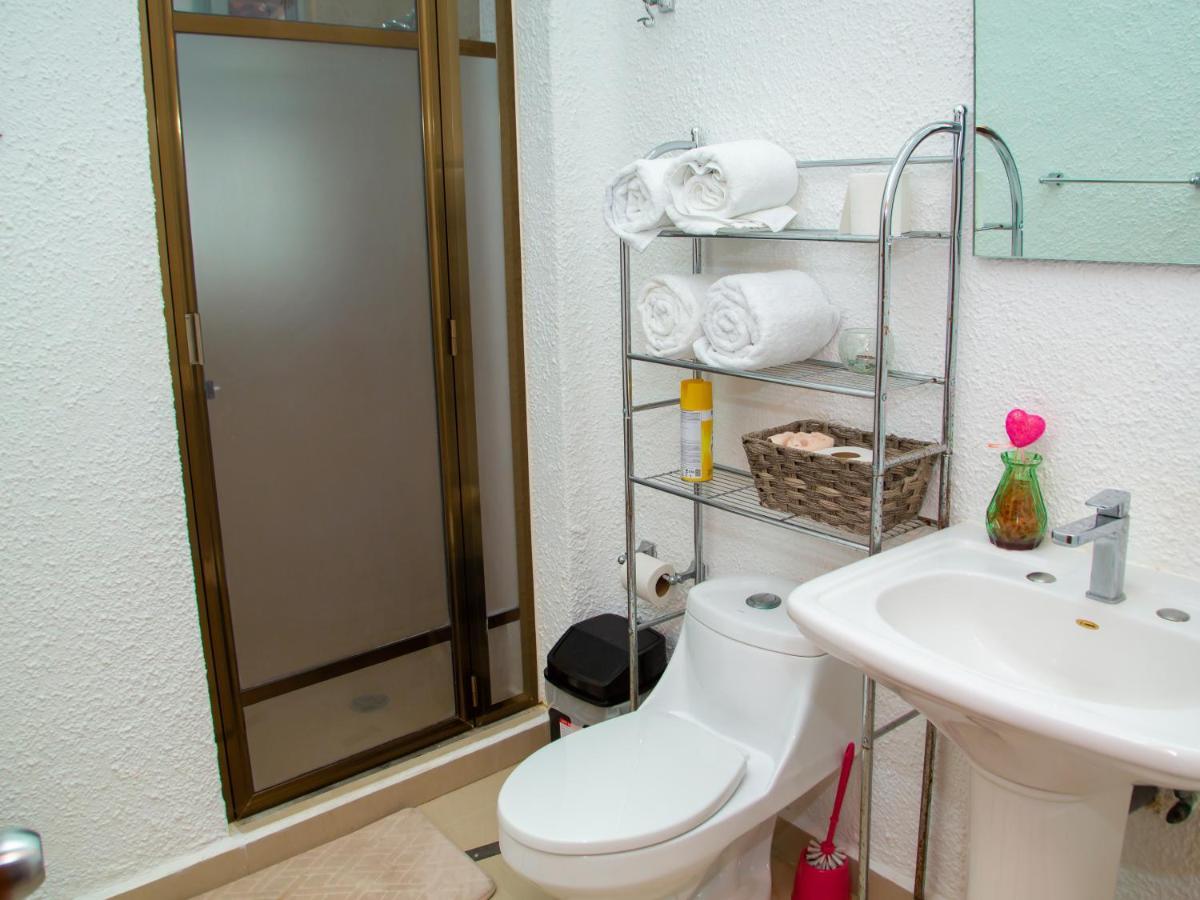 Apartamento Hermosa Casa, En Renta Vacacional Con Piscina, A Tan Solo10 Minutos De La Playa, Cerca De Centros Comerciales, Restaurantes, Bares Y Supermercados Cancún