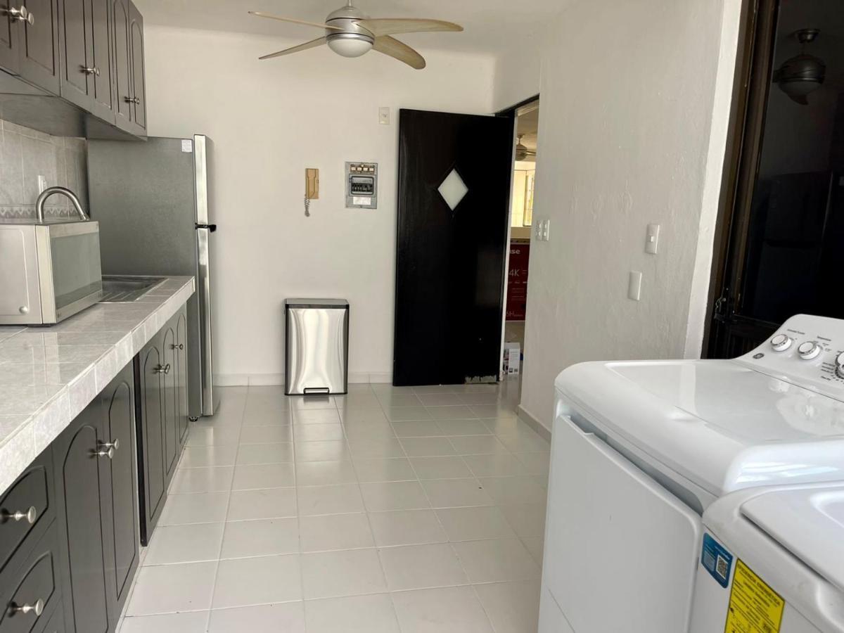 Deco 3 Downtown 3 Bed Apartahotel *