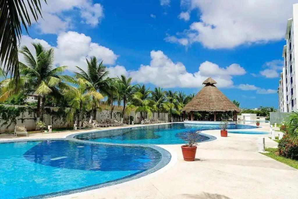 & Office Pool
