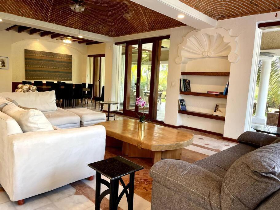 Villa Laguna Del Mar *