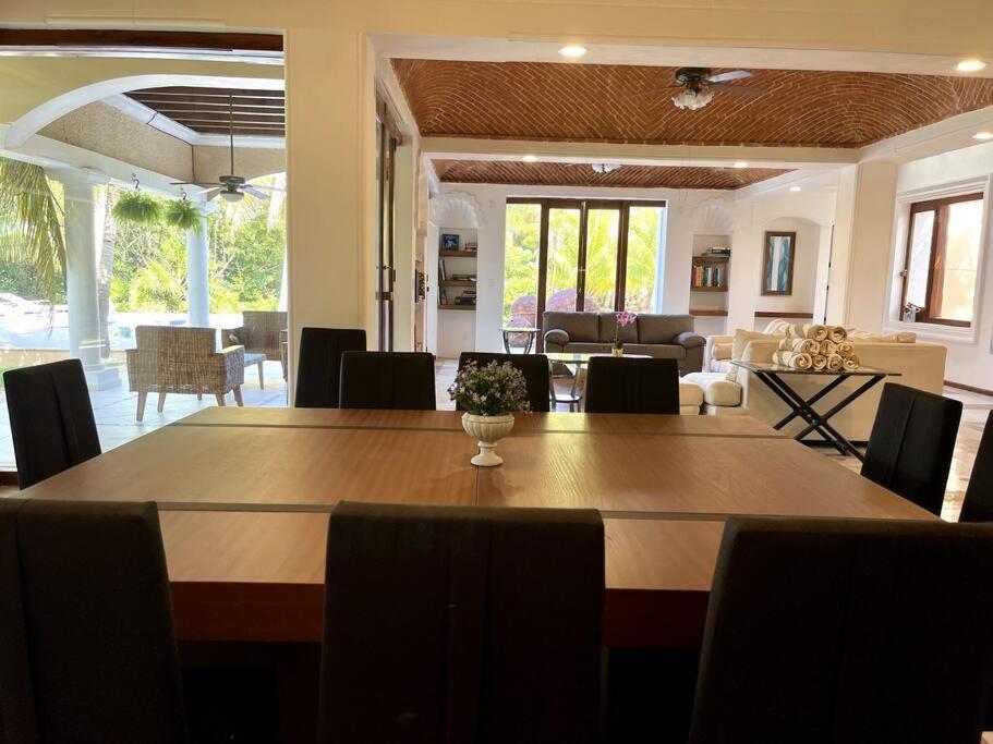 Laguna Del Mar Villa