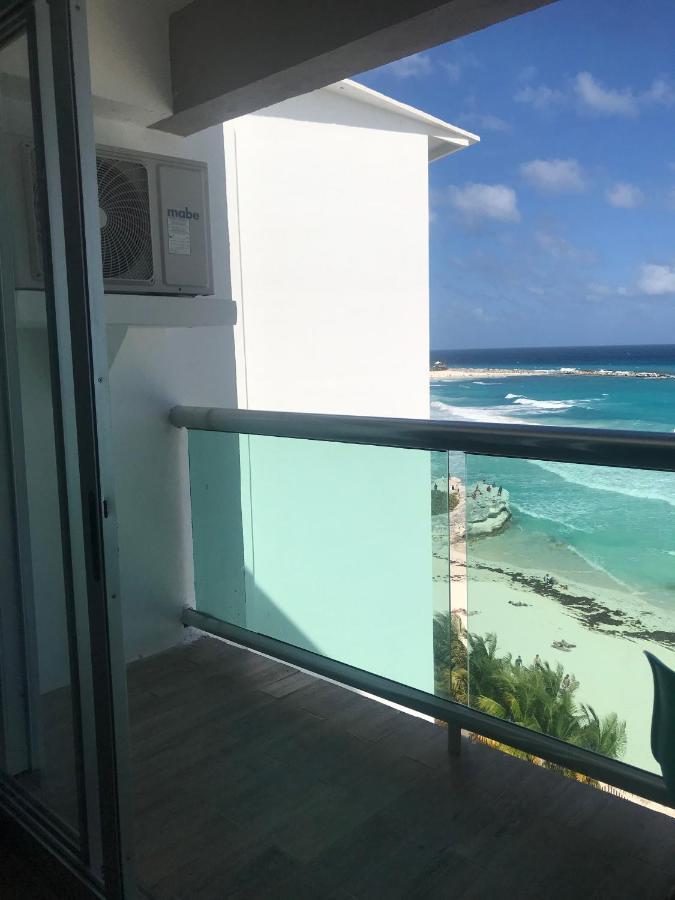 Until Brisas Cancún