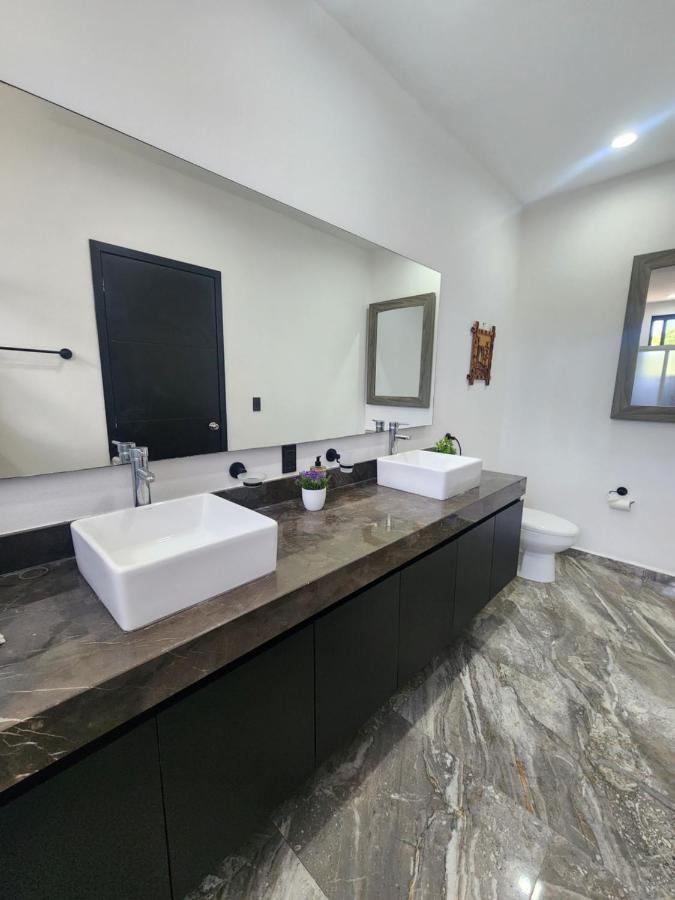 Beautiful Modern House Private Pool Сasa de vacaciones *