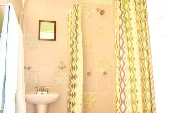 Cancun Guest House Inn