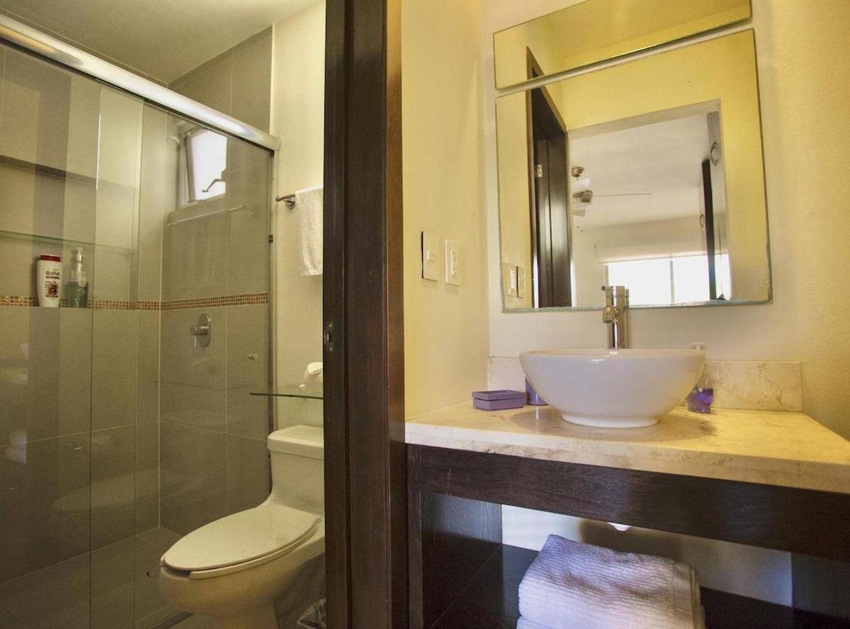 2 Bedroom - Pool & Jacuzzi