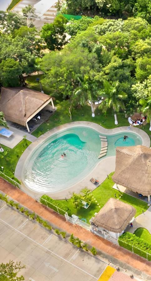 Casa Laura Y Campa Cancun