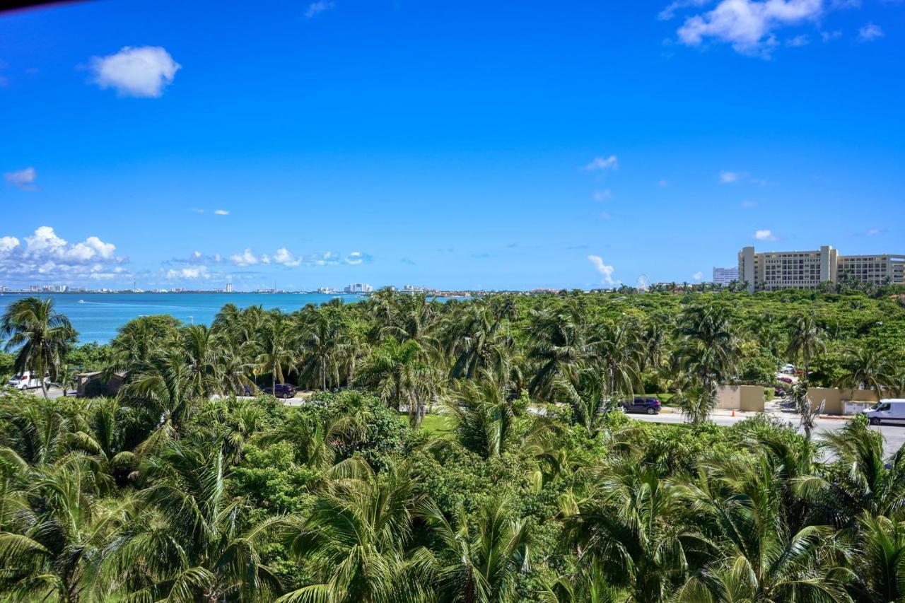 Residencial Cascadas, House # 9 Cancún