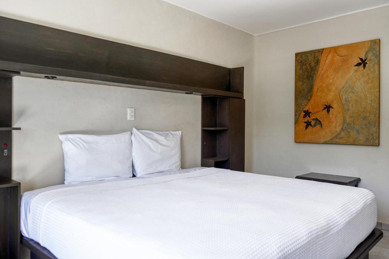 Residencial Cascadas, House # 9 Apartamento *