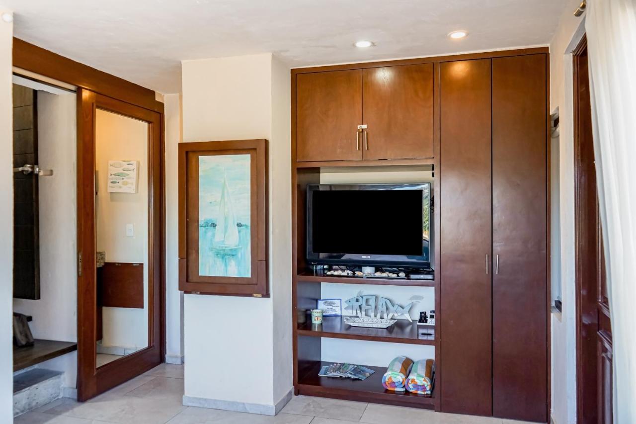 Residencial Cascadas, House # 9 Cancún