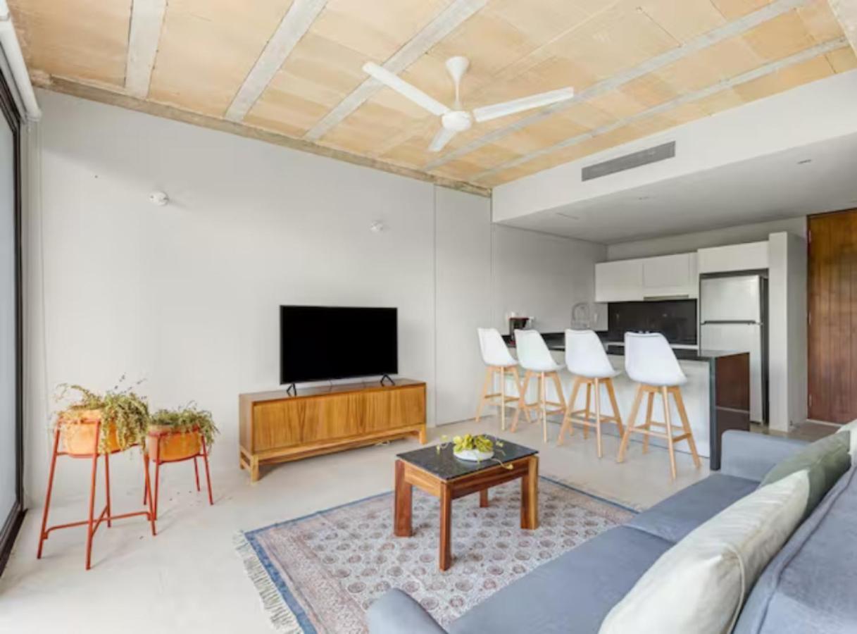 Spacious Large Loft With Pool *