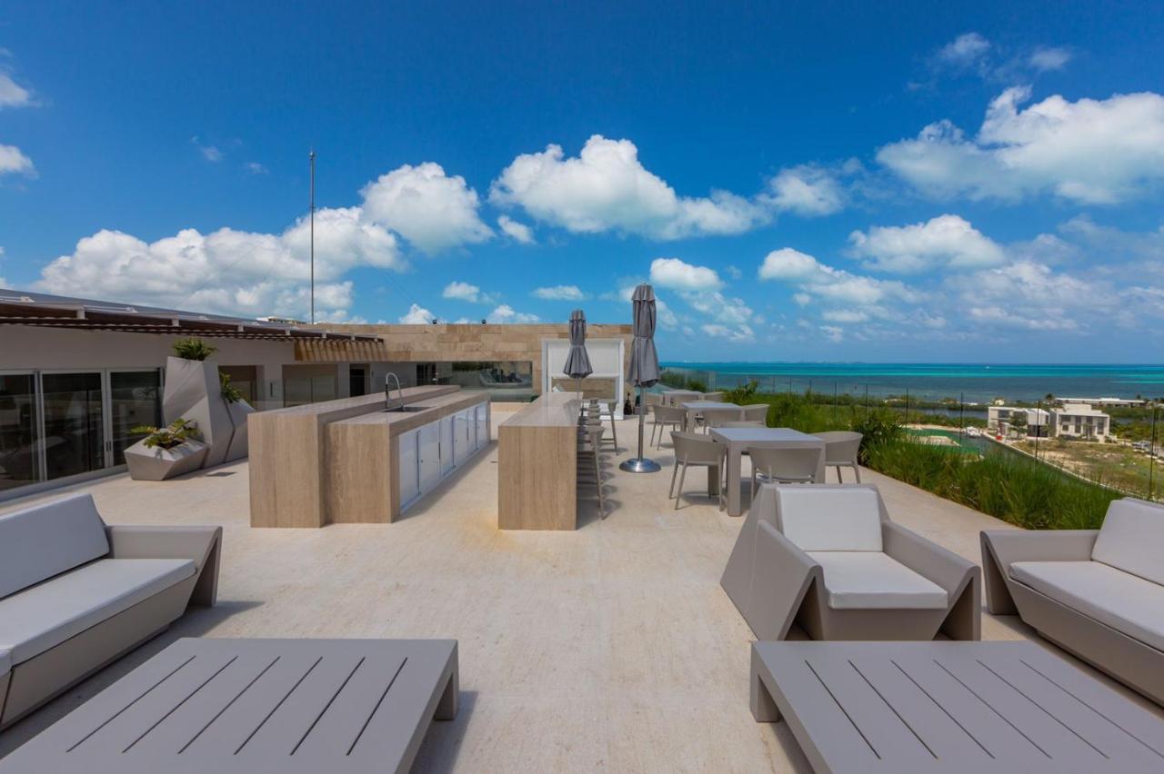Classic 2br Pool Near Apartamento