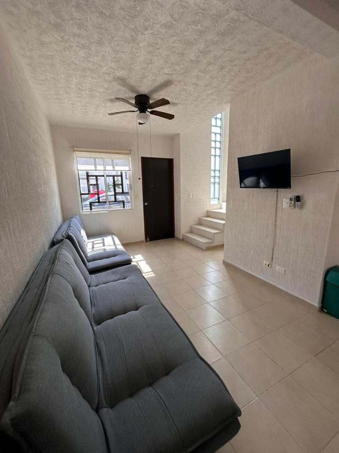 Сasa de vacaciones Casa En Real De Quintas Iii