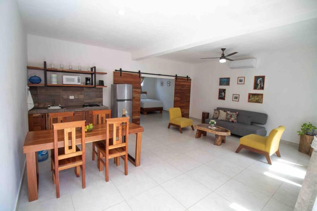At Casa La Ceiba 2 - 4 Pax * Cancún