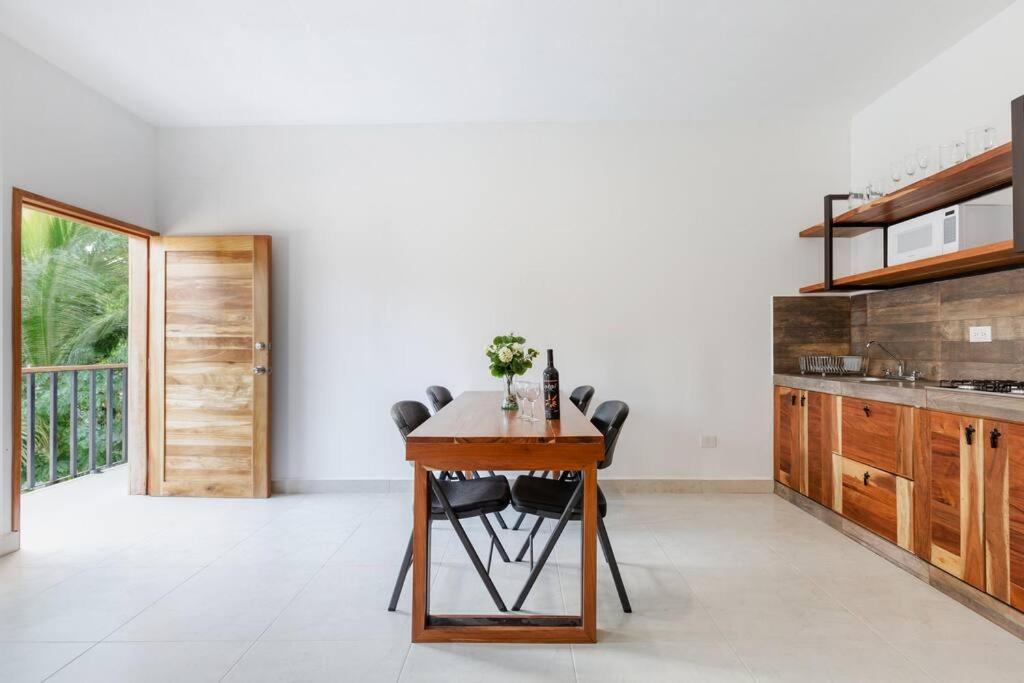 At Casa La Ceiba 2 - 4 Pax * Cancún