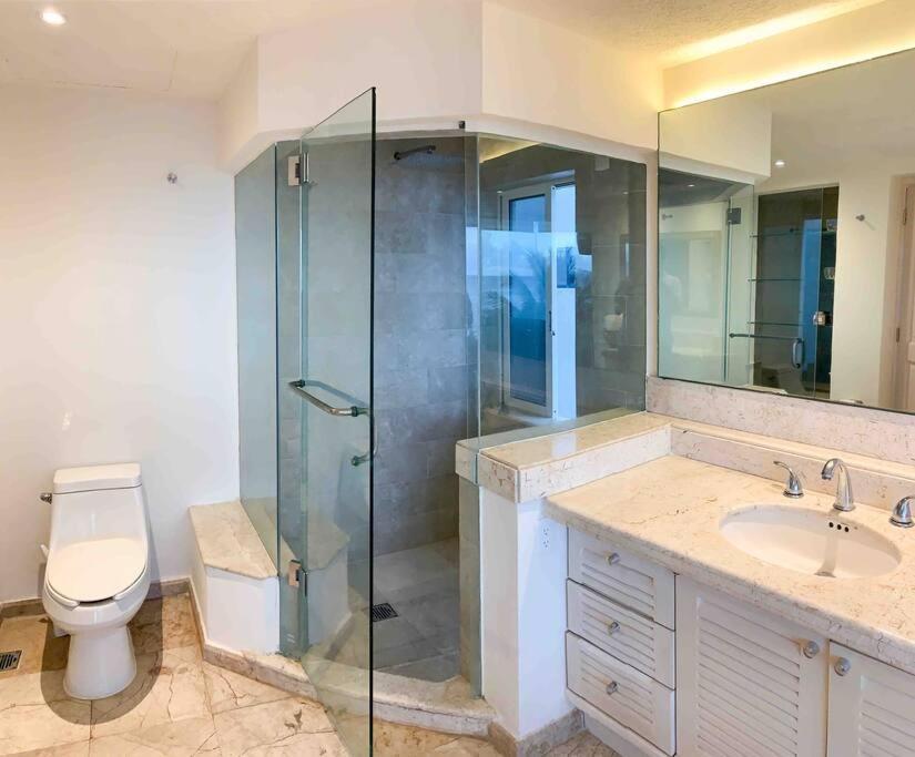 5br Ocean Front Zone Luxury House By Solmar *