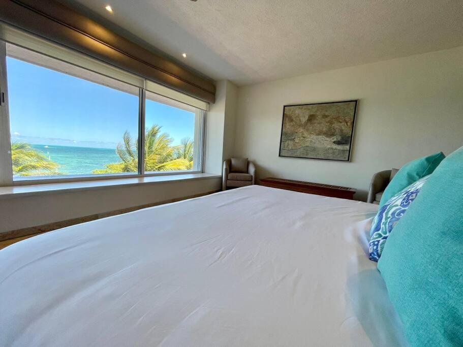 5br Ocean Front Zone Luxury House By Solmar * Cancún