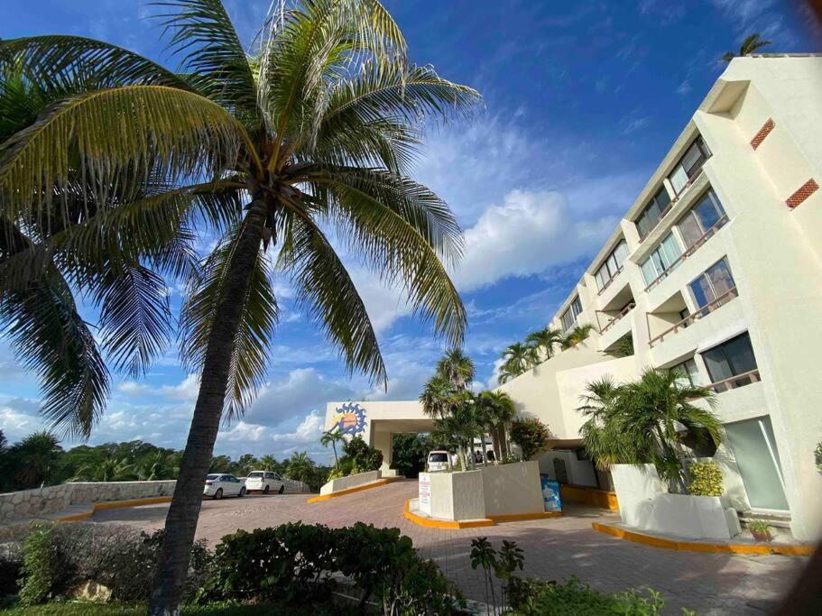 Apartment Solymar Studio Apt Beachfront With Sunset Views *