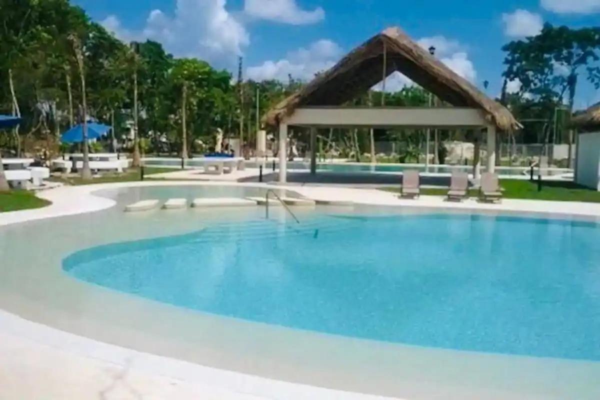 Exclusive Building 6 People 3 Cable Televisions 2 Swimming Pools Balcony, Сasa de vacaciones Cancún