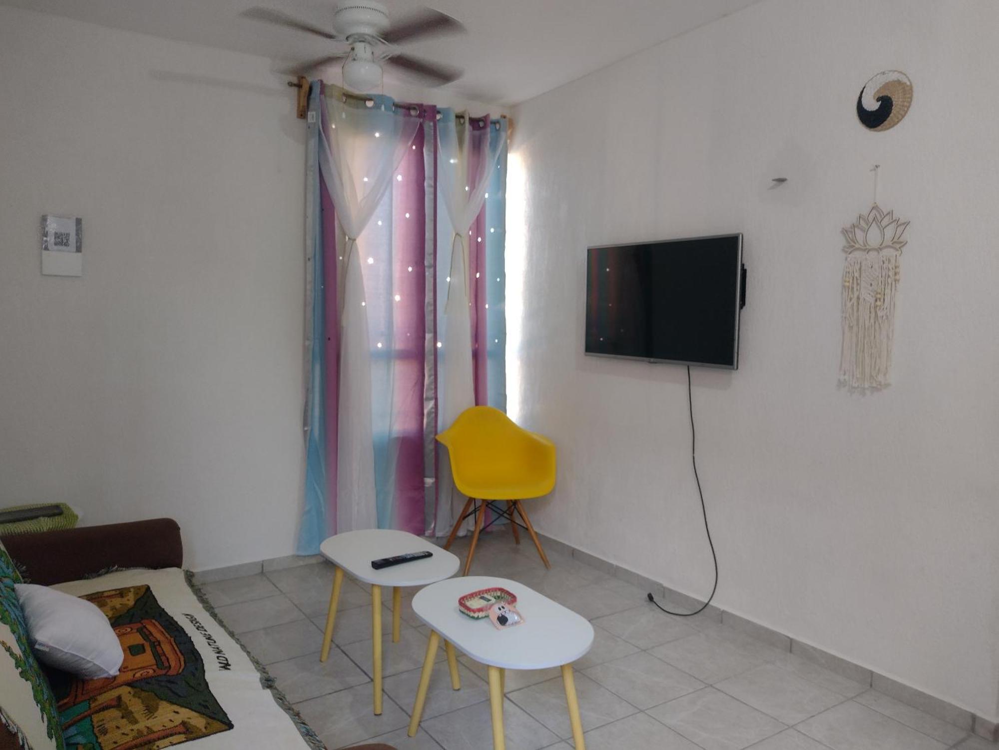 Breezy & Cancunian Apartamento