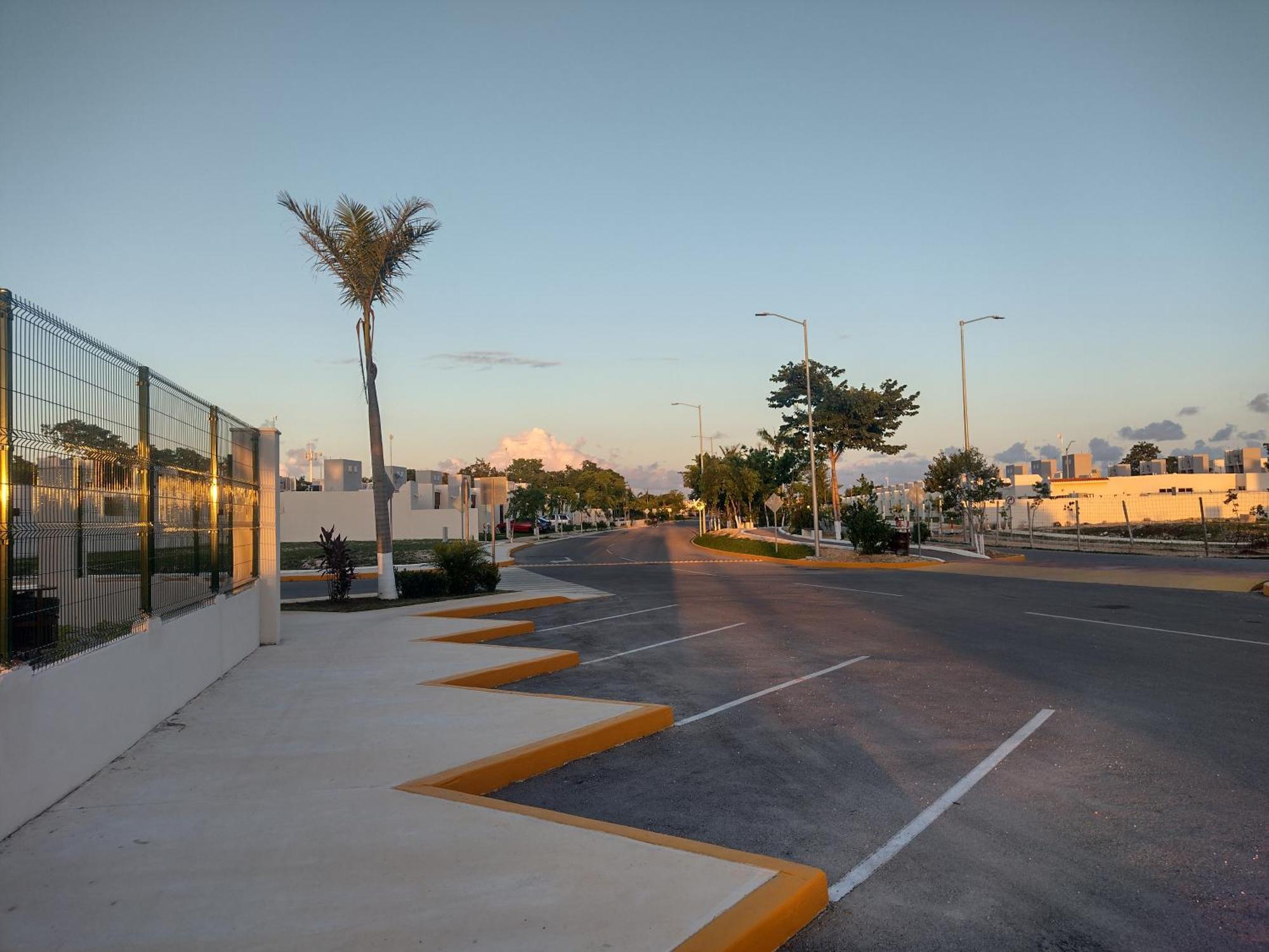 Breezy & Cancunian Apartamento *