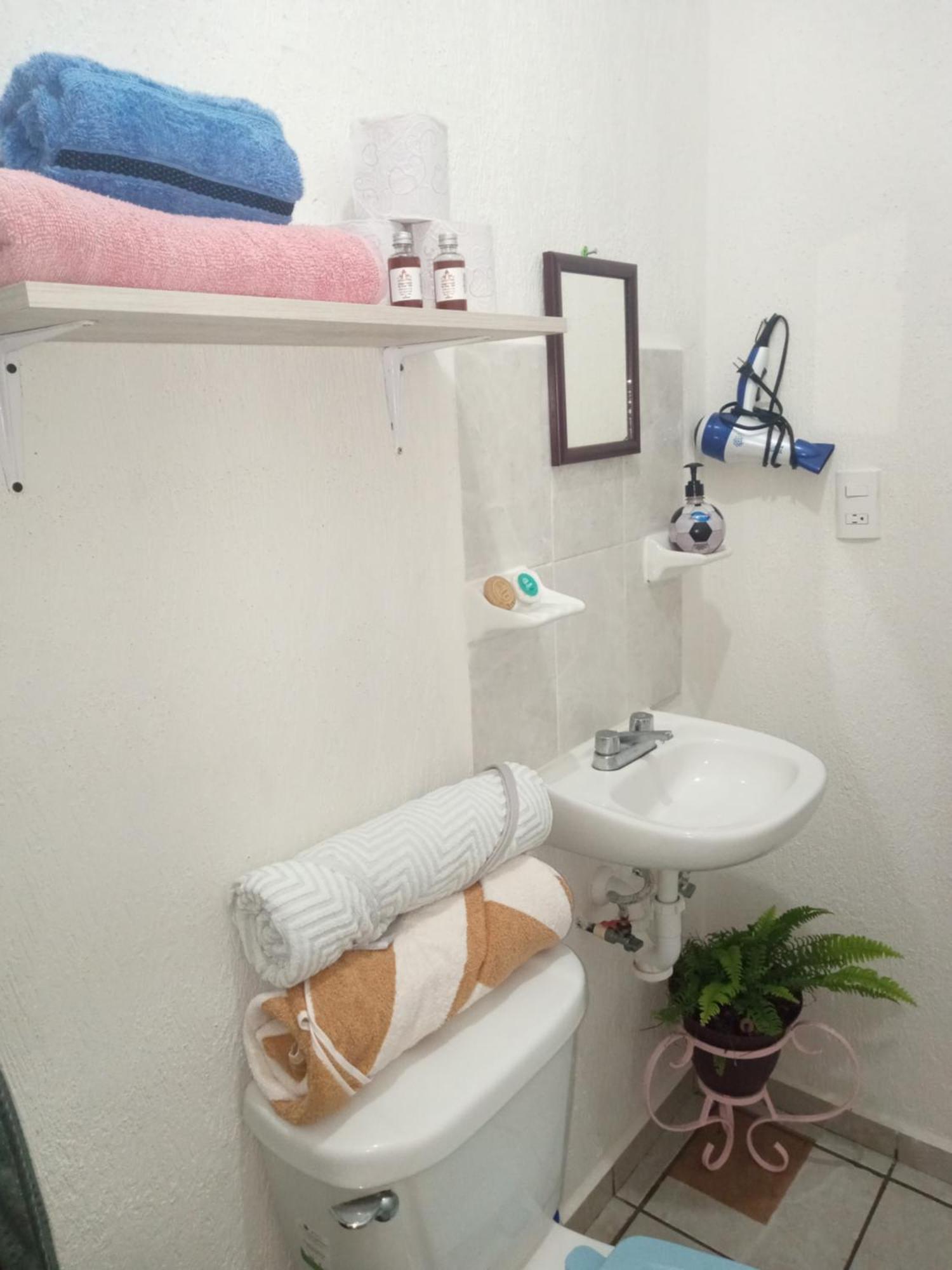 Breezy & Cancunian Apartamento *