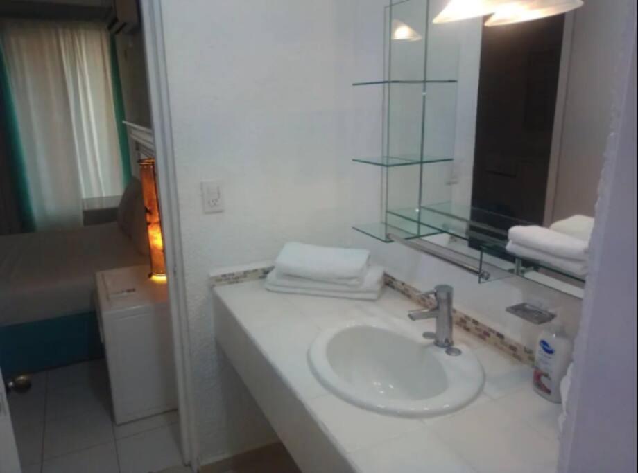 Apartamento Palmeras Frente A Puerto Cancún