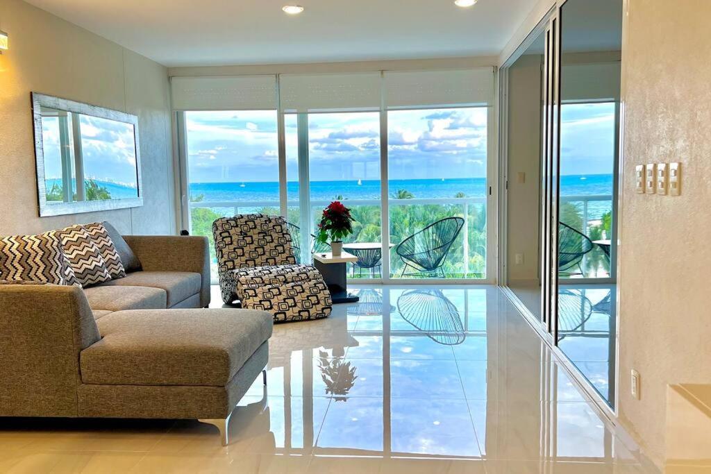 Luxury Beachfront Cancun