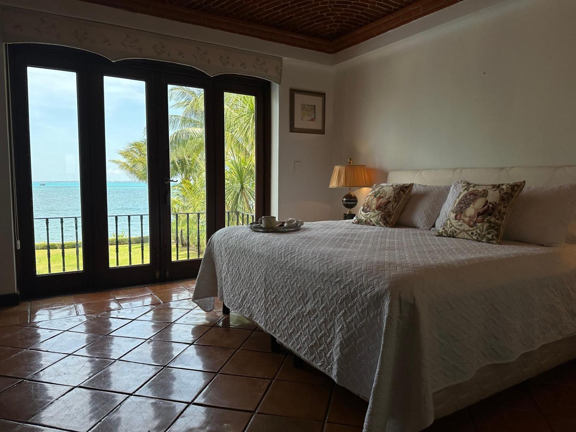 6br Exclusive Beachfront Retreat By Solmar * Cancún