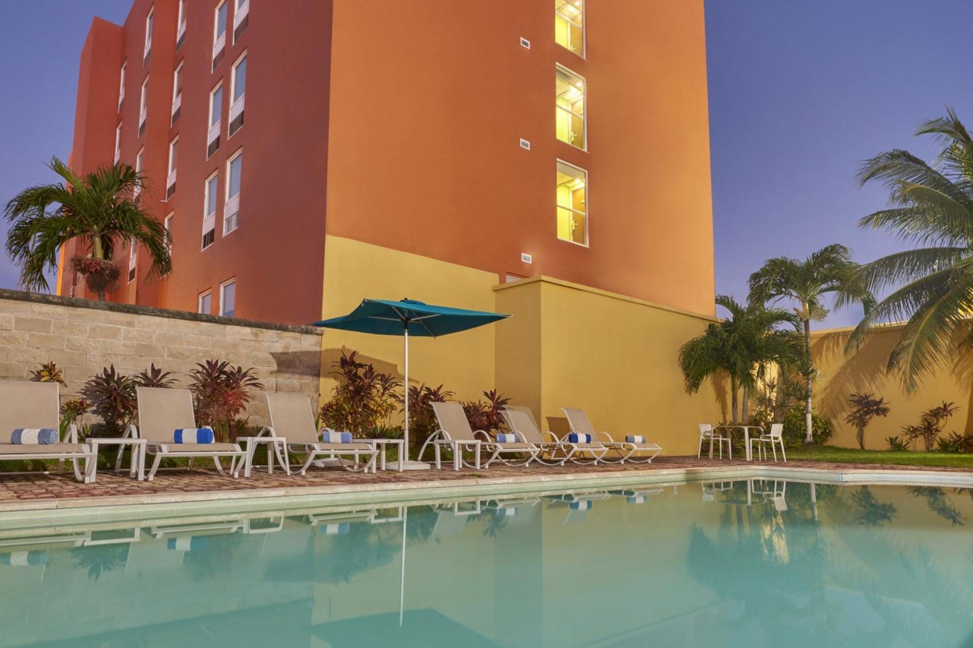 Express Junior By Marriott 3* Cancún